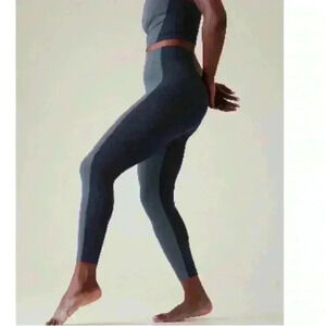 Athleta Transcend Colorblock 7/8 Leggings in Granite Blue Size XS NWT
